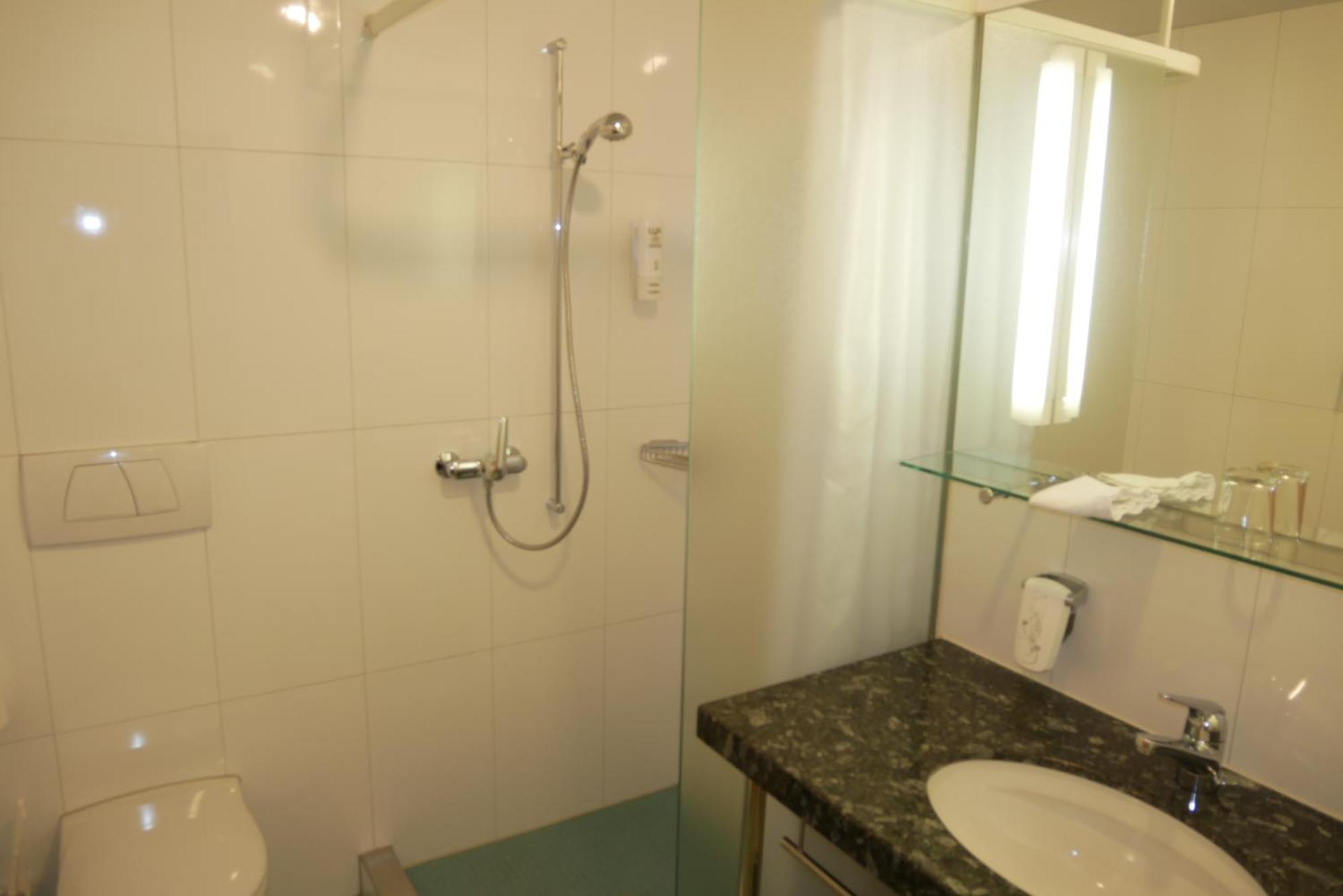 Hotel Schwanen Віль Екстер'єр фото