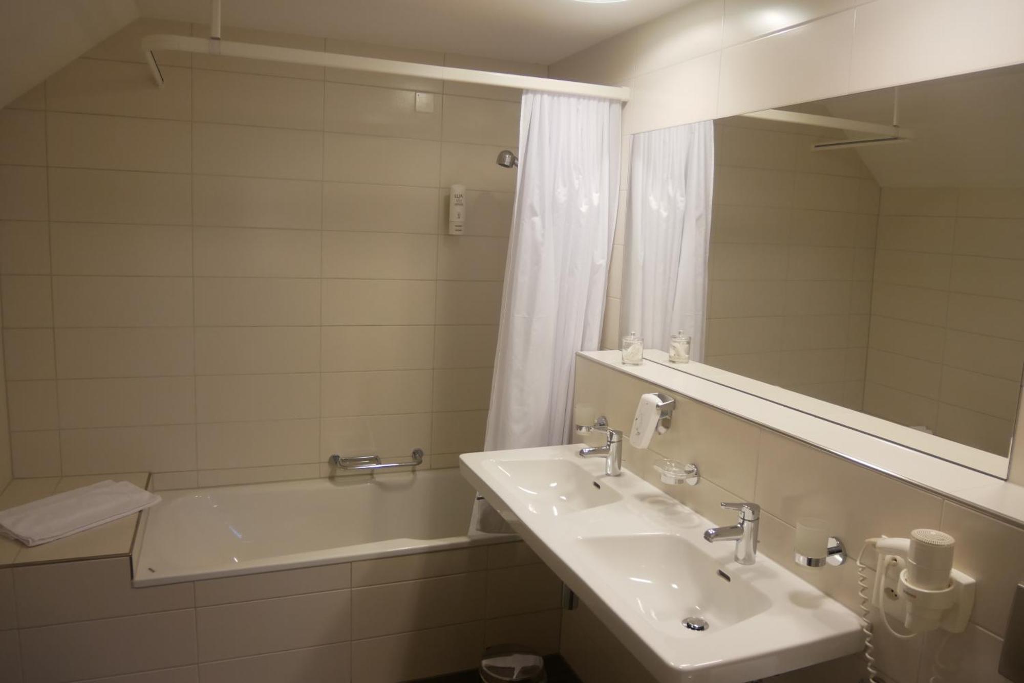 Hotel Schwanen Віль Екстер'єр фото